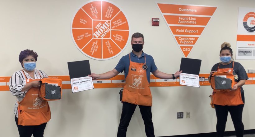 CONGRATS to Felicia and Xochilt for completing D6’s Hourly Leadership Development Program!!! So proud to have the opportunity to work for these bright individuals!