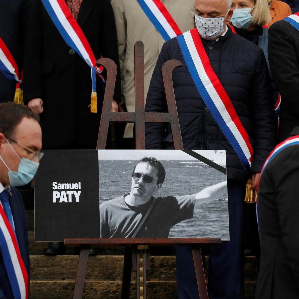 GranOrDeChile's tweet image. Vídeo: Discurso de Jean-Philippe Hubsch, Gran Maestro del Gran Oriente de Francia, domingo 18 de octubre de 2020, en homenaje al profesor Samuel PATY: bit.ly/3kpjg80 

Sala de prensa
Gran Oriente De Chile

#GranOrienteDeChile #GrandOrientDeFrance #MasonesPorlaTolerancia