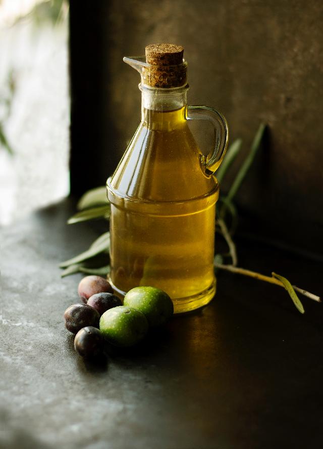 LoriShemek's tweet photo. Top Anti-Inflammatory Foods:

Grass, pastured fed meats &amp; poultry

Lemons, limes

Berries

Avocados

Olive Oil

Non-starchy veg

Turmeric

Wild Caught Fish

Ginger

Fermented Veg

All spices

Garlic, onions 

Coconut oil

Green Tea

Bone broth

Apple cider vinegar

#inflammation https://t.co/LZezhTARwg
