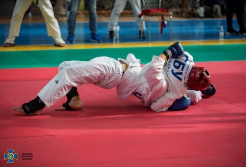 На Чемпіонаті СБУ з рукопашного бою Волинь посіла третє місце https://t.co/psSzfCk14y
У Житомирі завершився щорічний Чемпіонат Служби безпеки України з рукопашного бою. У триденних змаганнях, що проходили на арені Житомирського фізкультурно-оздоровчого комплексу «Динамо», вз... https://t.co/txlGxb0s0U