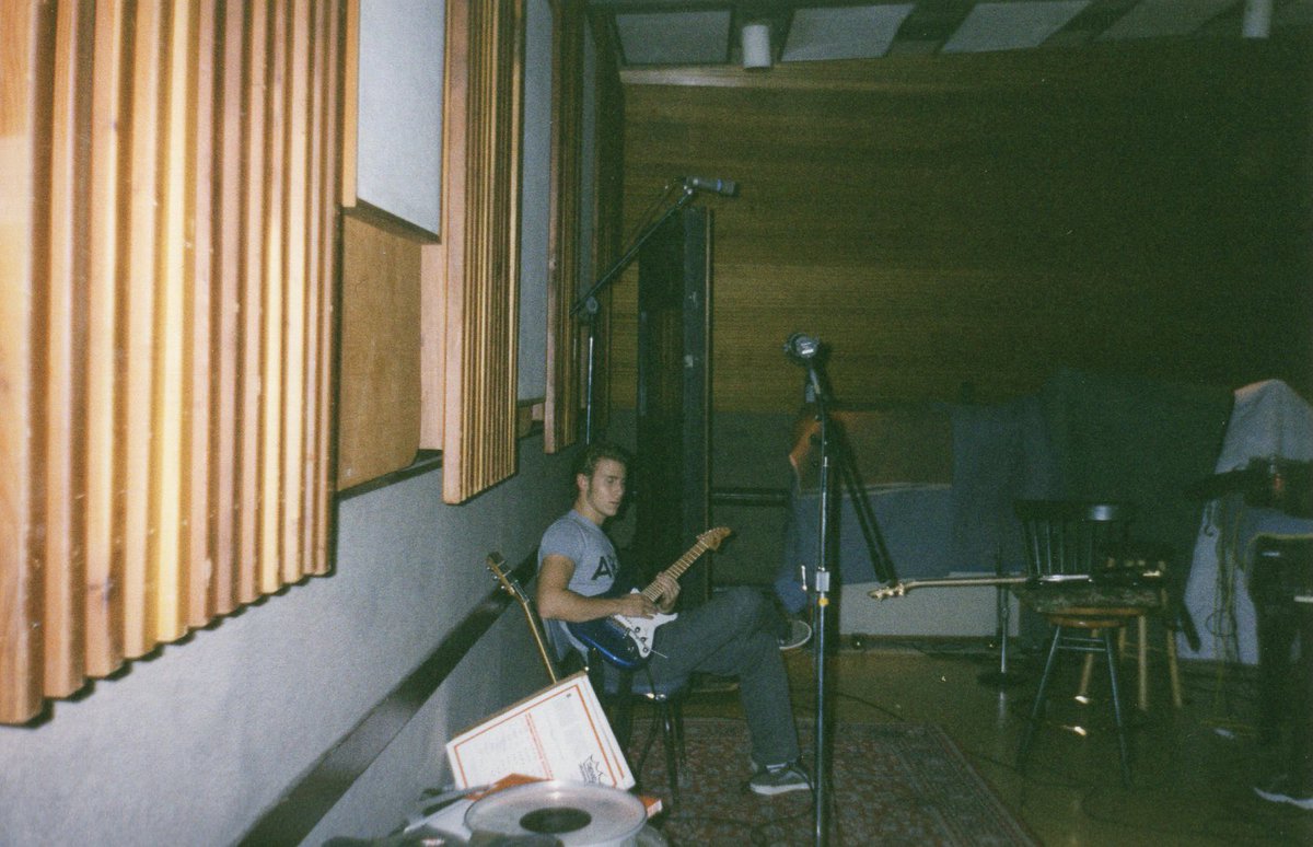 lifehouse's tweet photo. Cello Studios - Studio 3 (now EastWest) recording No Name Face 20 years ago.  Excited to play these songs in the order they were on the record again, tickets:  https://t.co/zwVW49h4kF https://t.co/A9ahDrKm8n