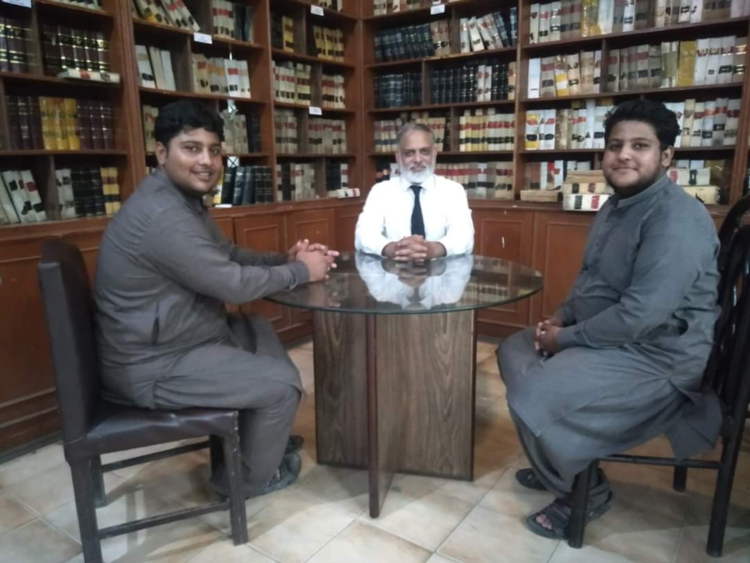 TalhaWaqarKhan's tweet photo. لاہور ہائی کورٹ میں پنجاب ٹیکنیکل بورڈ کی پالیسی کے خلاف رٹ کی سماعت کل جسٹس عائشہ ملک کی عدالت میں ہو گی اشرف عاصمی صاحب ایڈووکیٹ کیس کی پیروی کریں گے
@ashrafasmi92 
@HamzaWaqarKhan2 
@punjab_tevta 
@AliSalmanPTI 
@NaazirKhanPBTE https://t.co/CulLBYFNuC