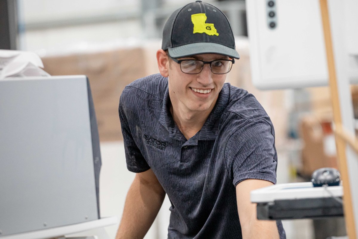 GatorMillworks's tweet image. You bring the passion, and we&apos;ll bring the opportunity! Apply today for our cabinet assembler, CNC machine operator and finish carpenter positions. 

Visit gatormillworks.com/open-positions. 

#gatormillworks #millwork #cabinetassembler #cncmachineoperators #finishcarpenters