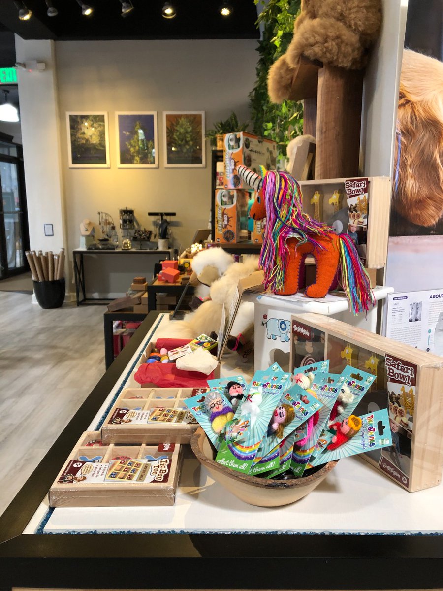 lionpuppet's tweet image. HELLO MILWAUKEE!!
Thumbthings Handmade Finger Puppets are now available at Kind Oasis in Milwaukee at 2169 N Farwell Ave!! mtr.cool/iynwesvgwo Come find us and check out this super cool shop!