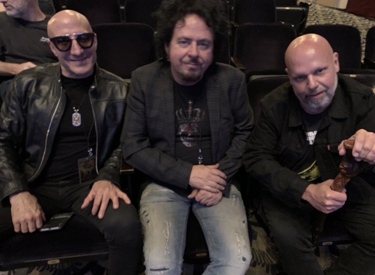 Happy Birthday to Steve Lukather! Here we are with his best friend and amazing drummer Kenny Aronoff last year. 