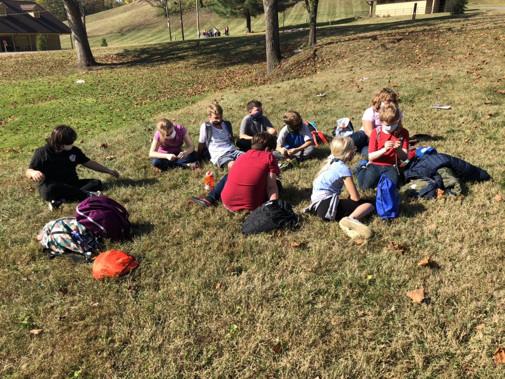 MrPrattsClass's tweet photo. Starting our macroinvertebrate lessons.
@amahmad56
@BradfordWoodsIU
@AllThingsBell
@MSDMartinsville
#180DaysofBell
#environmentaleducation https://t.co/otil11WfSV