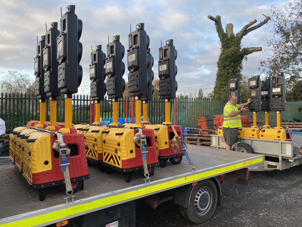 New #AutoGreen #trafficlights collected today from <a href="/TraffGrpSignals/">Traffic Group Signals</a> 🚦 #innovation #technology #safety #keyworkers #trafficmanagement
