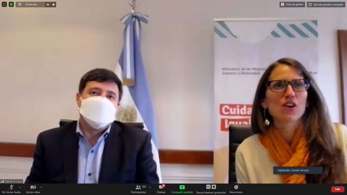 LicRofflerErika tweet media