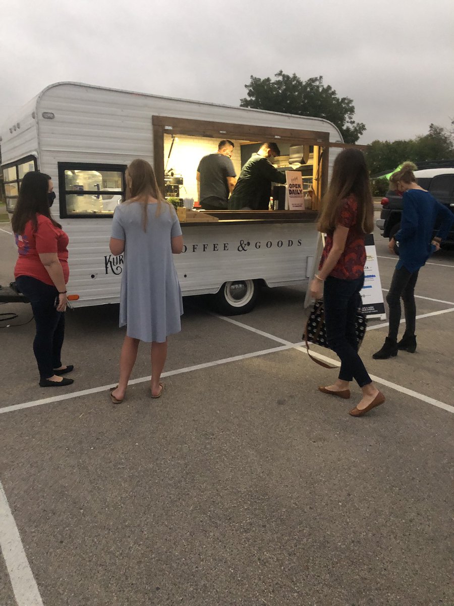 Speegleville's tweet photo. ☕️ What a delicious treat from the PTA this morning!!! KurbSide Coffee handed out lattes, iced coffees, horchatas, and Americanos before school to help us finish off the week strong! The coffee was absolutely amazing and hit the spot!!! ☕️
#spestrong #midwaystrong https://t.co/WsojhvMFNO
