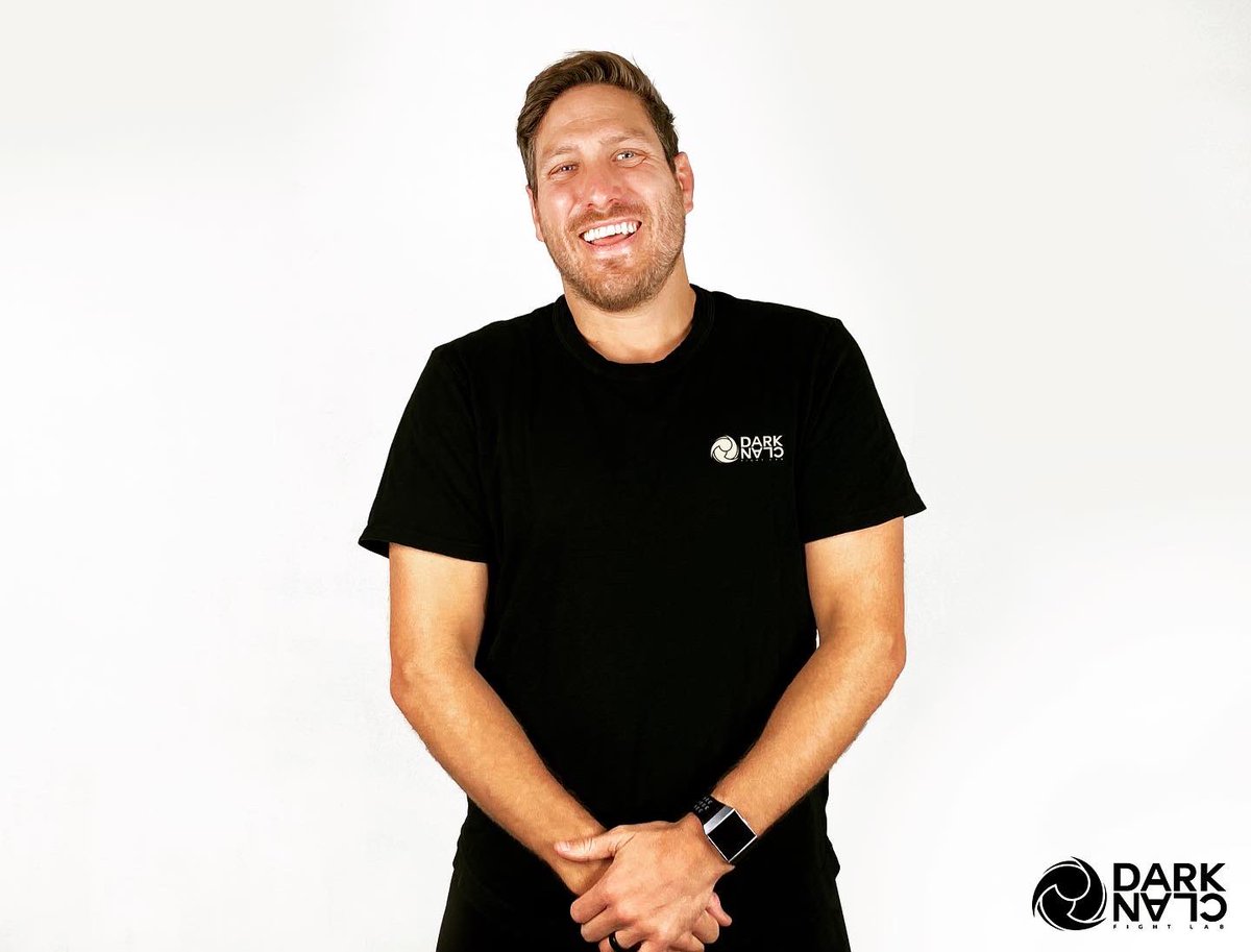 DarkClanATX's tweet photo. Meet the DCFL Coaching Staff!

Timothy Ryan
Kickboxing Coach
Jiu-Jitsu Brown Belt

You’ll find Tim at the DCFL on Tuesday/Thursdays from 6PM-7PM (and the occasional Saturday). 

WE ARE THE DARK CLAN 

#darkclanfightlab #DCFL #kickboxing #jiujitsu #mma #austin #atx https://t.co/g4xBu3wNst