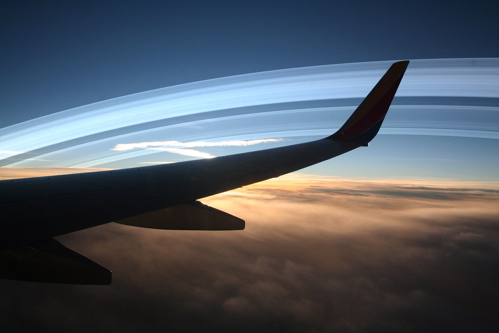 La vue depuis un avion serait encore plus incroyable  On ferait des selfies en tenant compte des anneaux 
