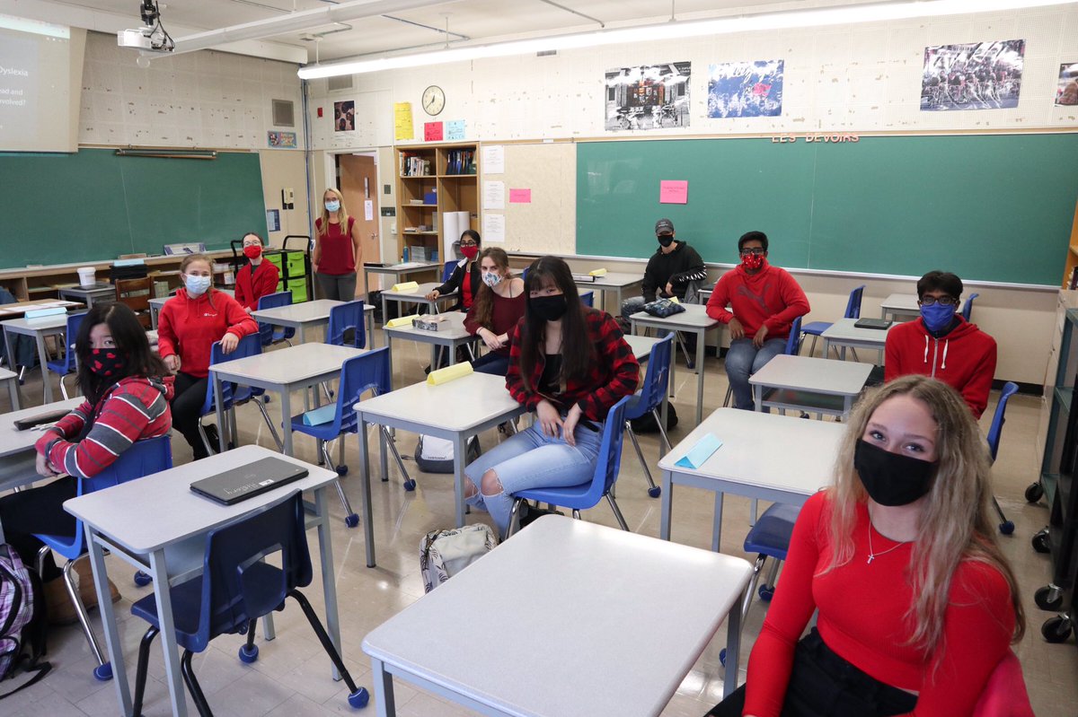 kelly_sergi's tweet photo. Dyslexia Awareness Day at GCVI!  Teachers and students rocking their RED! @ugdsb @GuelphCVI @IB_GCVI @DyslexiaCanada #markitread #markitreadcontest https://t.co/XnFzZedjVt