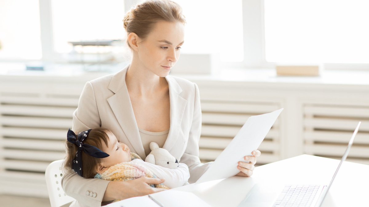 AJAttorneys's tweet photo. #NursingMothers in the Workplace ➡️ https://t.co/5JeH94i46T
#nursing #mothersintheworkplace #FairLaborStandardsAct #FLSA #WHD #WageHourDivision #PPACA #PatientProtectionAndAffordableCareAct #employment #employmentlaw #federallaw #breaktime #breastfeeding https://t.co/WmxZ3giFd1