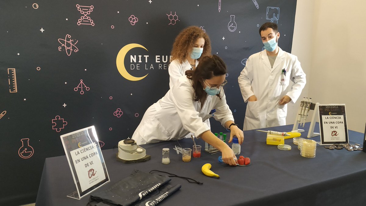cienciaURV's tweet photo. Seguim amb la gravació dels tallers de la #nitrecercatgn20. Ja falta menys perquè els pugueu veure i participar-hi des de casa. Aviat us explicarem més sorpreses per aquesta edició 😊😊 https://t.co/iwsKm6UEzC