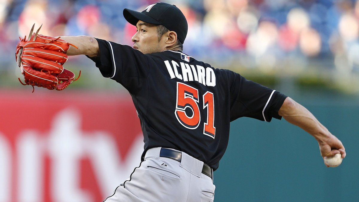 Happy 47th birthday to the great Ichiro!
Let's flashback to the lone pitching performance of his 19-year MLB career. https://t.co/yJBxdcYKp5