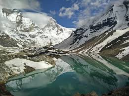 Kedar tal: A transparent lake at the altitude of 15,600ft is a wonderful creation of god and is the idyllic place for a long trek of 17km. The trek starts from Gangotri and leads you through a variety of wonders that will make you rapt and spellbound.