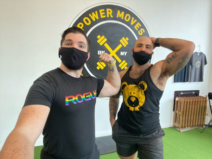 My personal trainer is the bestest https://t.co/VKP1eZ1Y4S