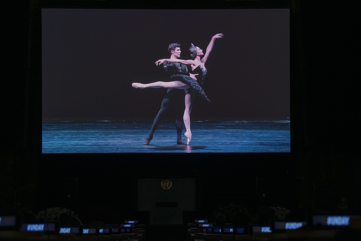 UN's tweet photo. "I hope today’s concert will inspire us towards the global solidarity that is needed so urgently at this unprecedented time."

-- @antonioguterres at special @teatroallascala concert with @RobertoBolle to celebrate #UNDay https://t.co/I6uSC2q4Us #UN75 https://t.co/fFbMNVYfwz