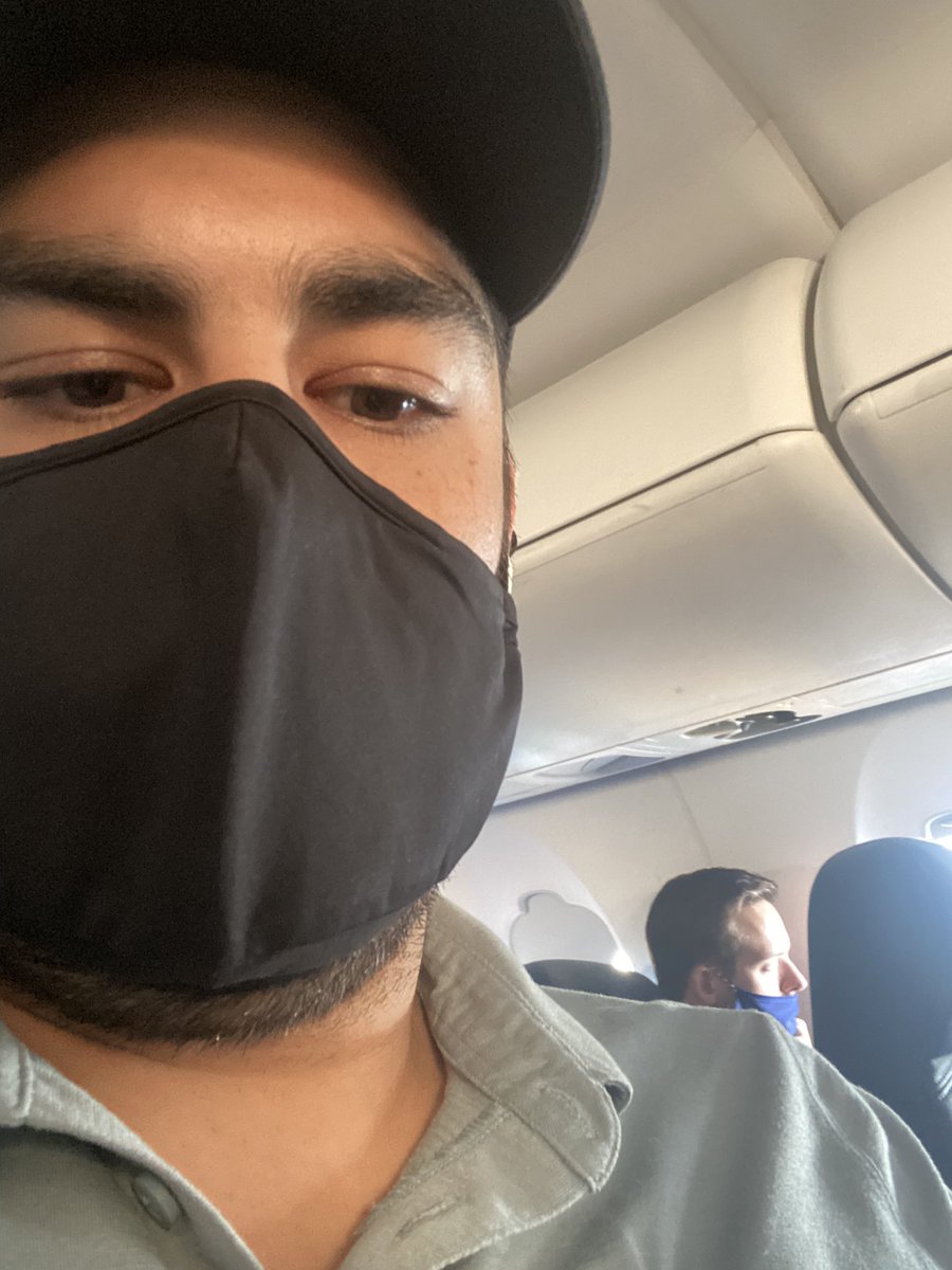 ItsBennington's tweet photo. @Delta Deplaning Flight DL5080 HSV > ATL and I’m wondering why I just had to endure an entire flight behind this guy who chose not to wear his mask.. And the guy behind me who didn’t cover his nose... Flight attendants did nothing about this... https://t.co/J1HX9JSWZz