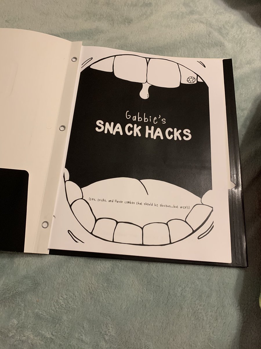 CWbooks98's tweet photo. Dandelion preorder books are printed and in folders! Somewhat like a book! @GabbieHanna #DANDELION #gabbiehanna https://t.co/JCDkwPR5u1