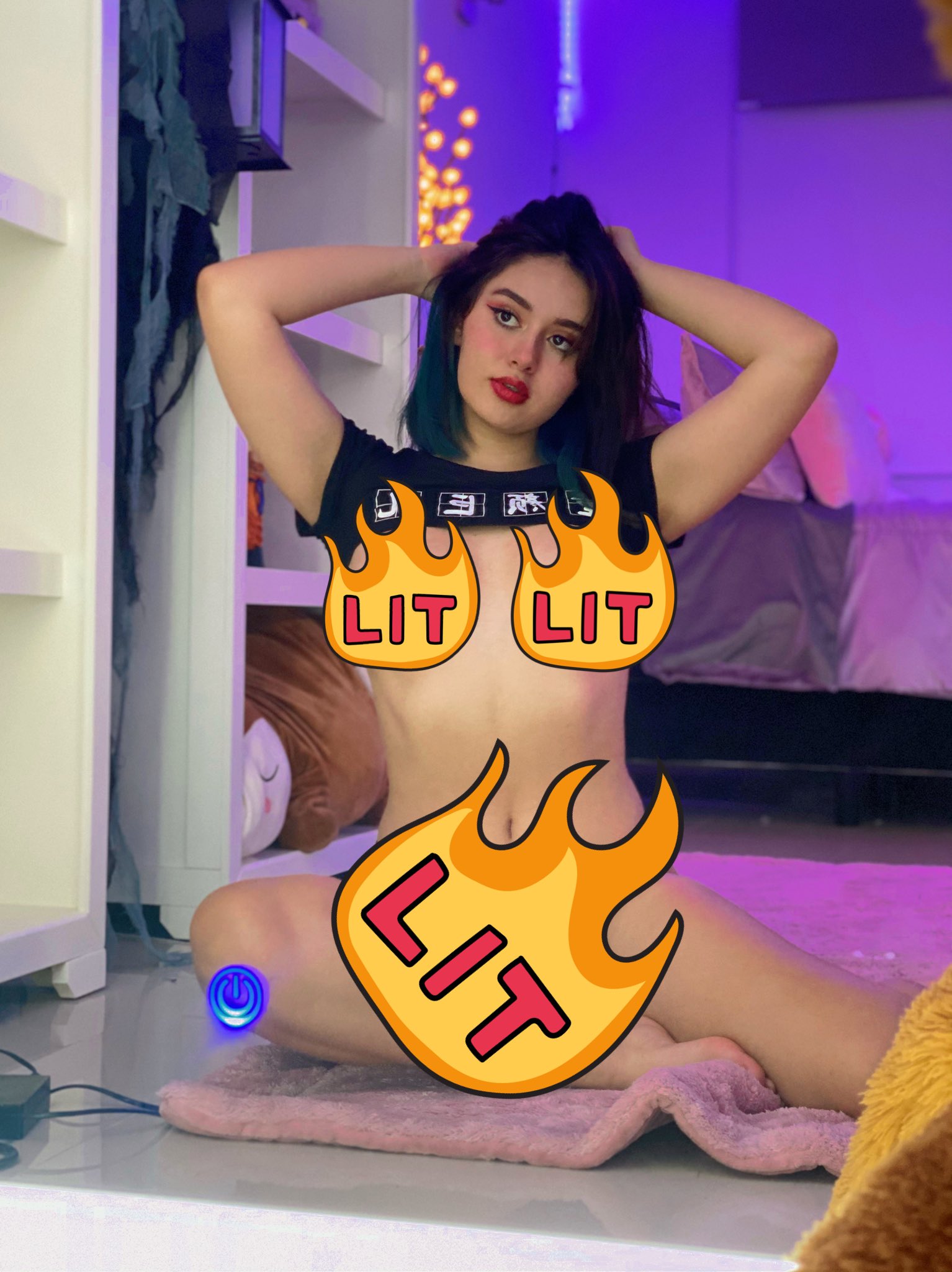 🌸lalightmoon🌸 on X: NUEVA FOTO EN PRIV ✨ Me gusta como se ve mi abdomen  en esta uwu ❤️ ve a verla en t.covTvwYxFusR  t.coF58SvOkahe  X