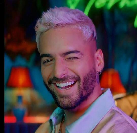 MalumaFamilyofc's tweet photo. #Maluma #TheLatinArtist #PCAs https://t.co/8cIkqyiSdl
