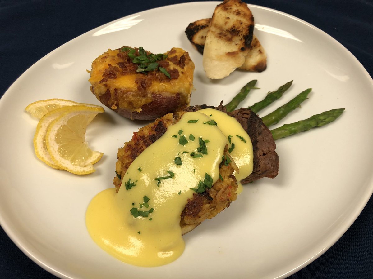 ChefDarlaD's tweet photo. #trilogyorientexpress theme week rocks on with a charcuterie starter plate, entree of Filet Oscar, Twice Baked Red Potato and Asparagus. Make sure to save room for Chocolate Chip Strawberry Shortcake for dessert. #trilogychefs @nolafoodguy @megscravens_ @HCrossingHC @sgraves1970 https://t.co/8Q1Dg8CLps