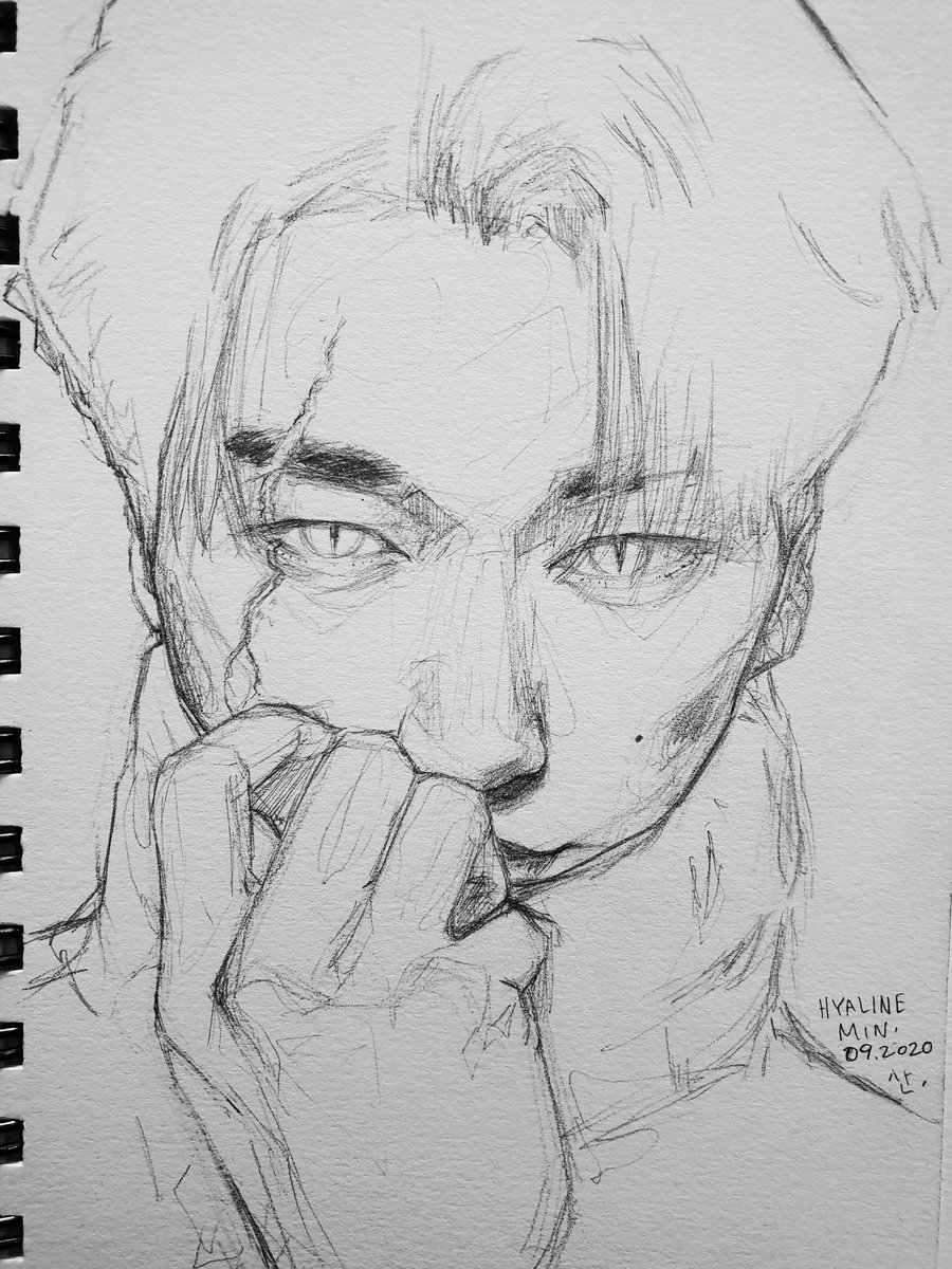 hyalinemin's tweet image. Ohh I didn't know this was every month ;; Well I have some new sketchies, here you go :3 #AtinyTalentDay
#ATEEZfanart #에이티즈