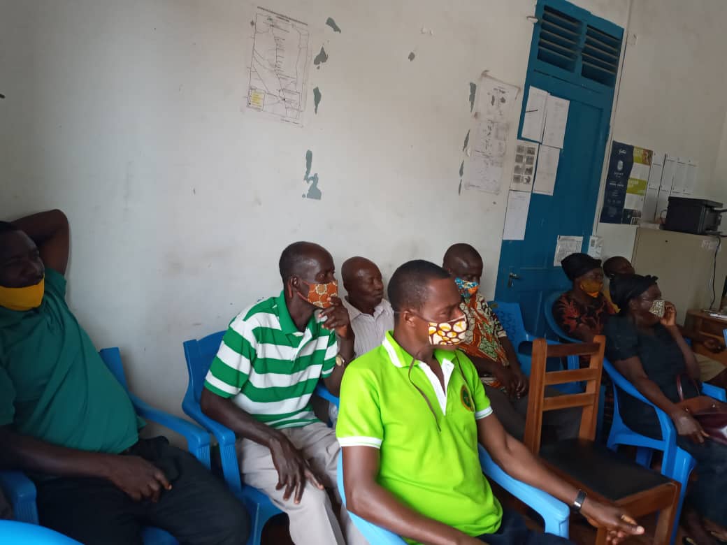 In order to find out members needs and readiness to pay for extension services, <a href="/Agriterra/">Agriterra</a> Ghana engaged farmers of Offinso fine flavour cocoa coop in preparation for a sustainable services workshop. Farmers high appreciation for a well managed service system was quite evident.
