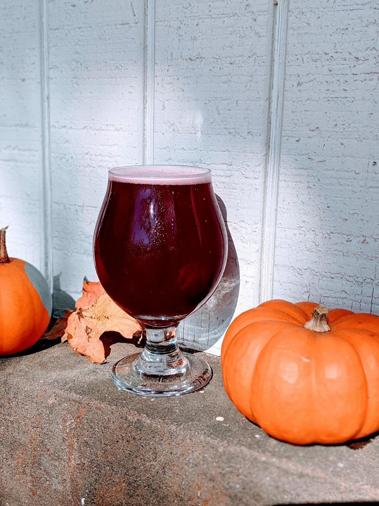 Blaubeere Sour Ale is back—just in time to help with pumpkin carving!

ON TAP:
-John Beere Kolsch
-Disco Lemonade
-Forest Fest Oktoberfest Lager
-Island Time Session IPA
-Remington IPA
-Blaubeere Sour Ale
-Fresh Blau Blend
-Stone's Throw Sour Ale
-Sour Diesel
-Bad Apple

#CTbeer