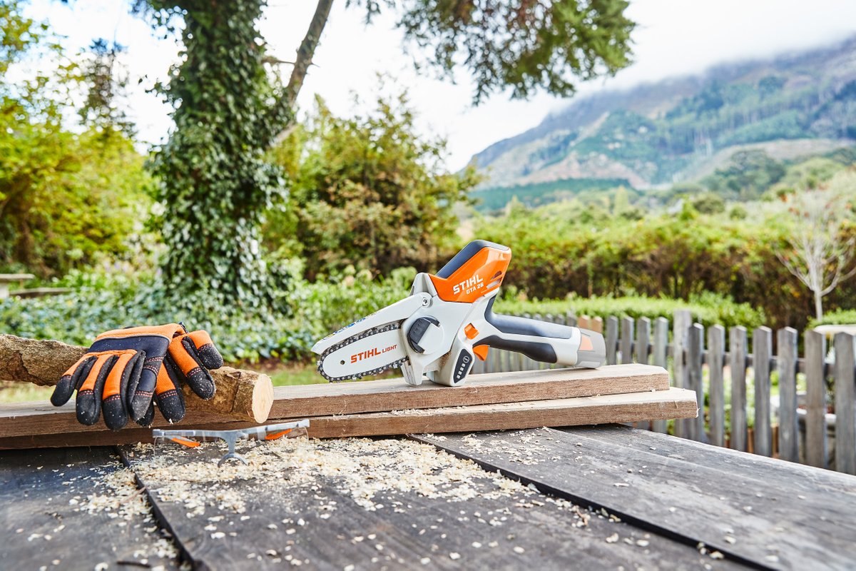 STIHLCanada's tweet photo. We have seen an increase in scam ads promoting our GTA 26 for as low as $29.95 by purchasing online. Remember, you can only purchase a STIHL product through an authorized STIHL Dealer. Find yours at https://t.co/2y1zsTt1aa! https://t.co/H4BDbL5OoI