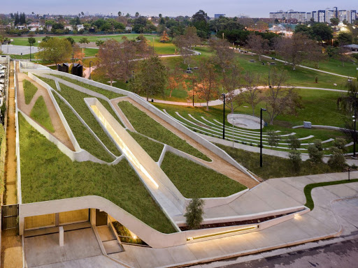 artarchi's tweet image. ▬ Feature of pitched parking cih.ru/wp/bld/2019/05…  ▬ Особенность скатных стоянок #Parking  #pitched #architecture #construction ▬ via 
@cihru