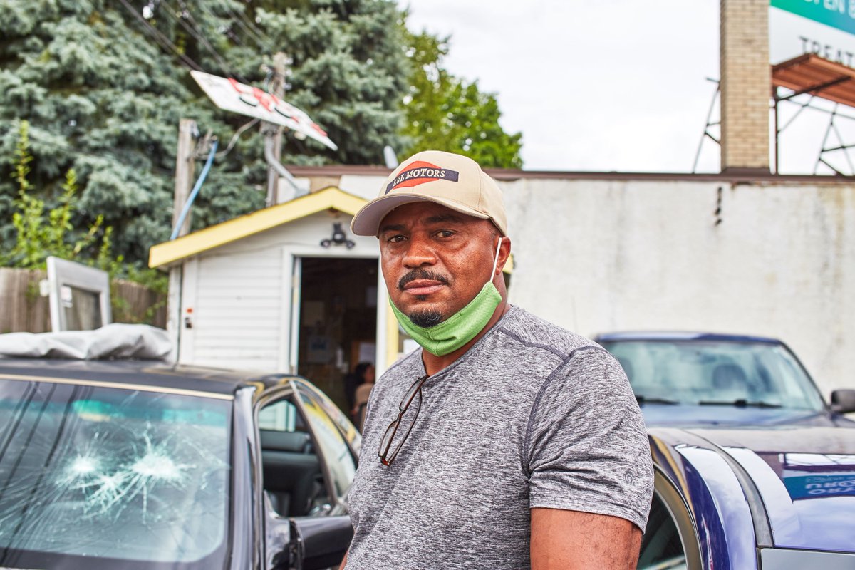VisitLakeStreet's tweet photo. In 2018 Ralph Nunn started L&amp;L Motors at 3612 E Lake St with the goal to provide people with the opportunity to buy affordable cars. If you’re looking for a new vehicle to handle the Minnesota snow, call Ralph and the L&amp;L Motors team at (612) 559-9298.

Photos by @uiphotographic https://t.co/WnVIbodzyQ
