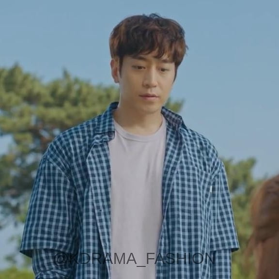 Eric Mun wore UNIIS DESIGN Layered Check Shirt, Blue ₩69,000 in The Spy Who Loved Me Episode 1. #ericmun #eric #moonjunghyuk #에릭 #문정혁 #나를사랑한스파이 #드라마패션...