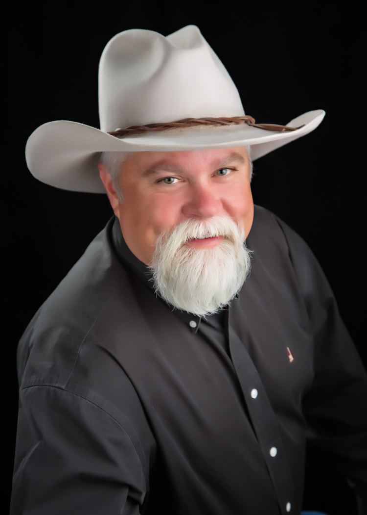 Congratulations to John May for receiving the 2020 Governor's Lifetime Achievement Award in Recreation and Tourism! #icort2020
commerce.idaho.gov/press-releases…