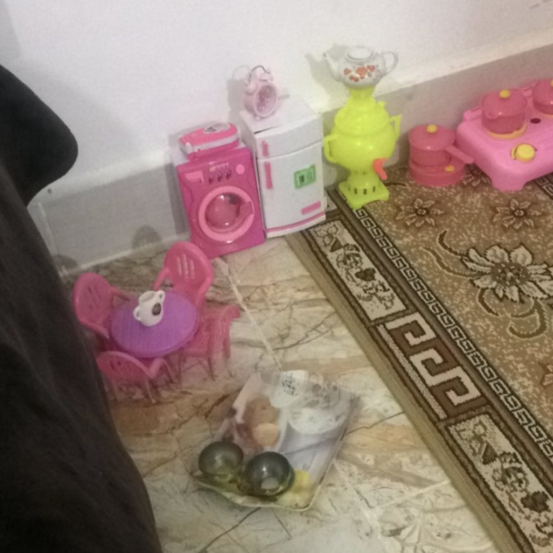 Amirinhooo's tweet photo. @comment_gap خداييش جهيزيه ام با من(: https://t.co/qlApmGDCak