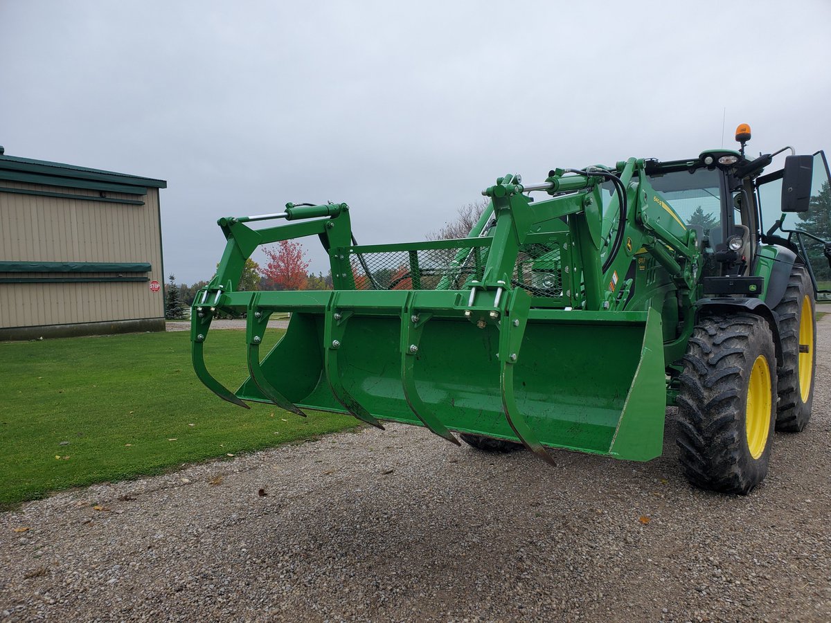 2018 JD 8', 5 tine grapple, single hook up. Like new $5500 obo
Re-tweets appreciated
