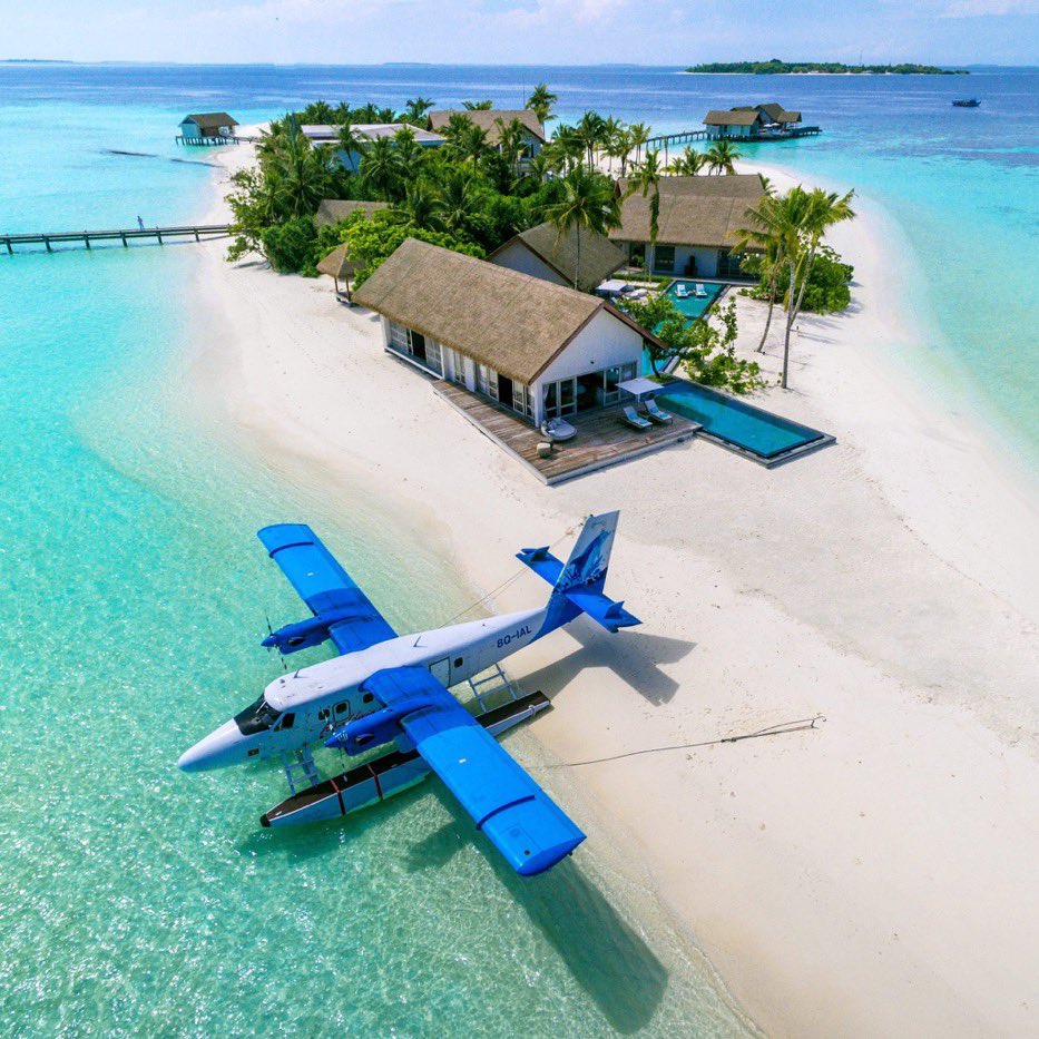 MusthofaaQaasim's tweet photo. @grantshapps Thank you 🙏 ... ! Rediscover #Maldives #SunwillShineagain https://t.co/bGhEpWHdeR