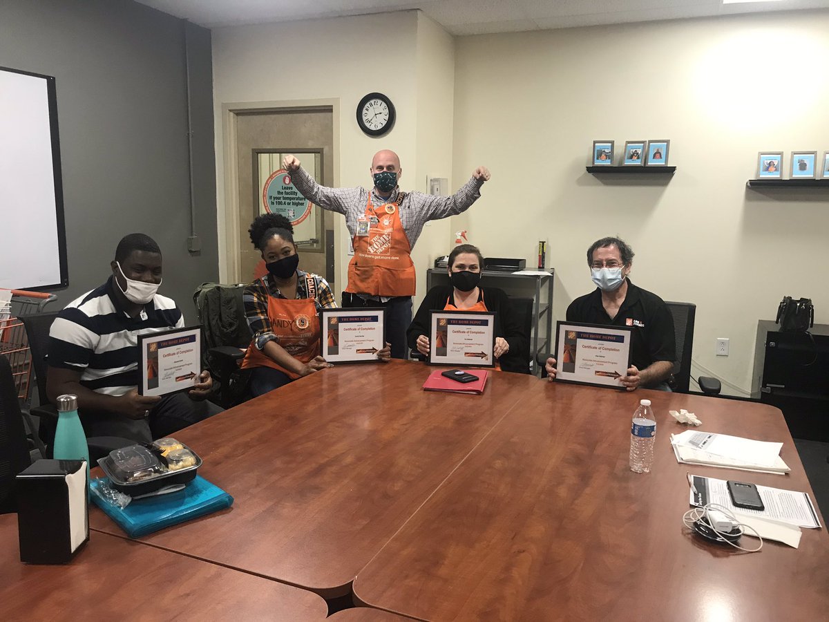 Congrats to our future leaders Dicquan, Alan, Tori, and Candy for completing Advanced Development Class.  Great job!!!