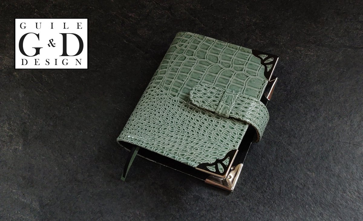 GuileAndDesign's tweet image. Get the Green Dragon edition Spellbook and make your friends Green with envy. 
Available now.
Tinyurl.com/guileanddesign
#dnd #ttrpg #rpgtools