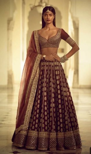 Retour du côté des Femmes: Le Lehenga