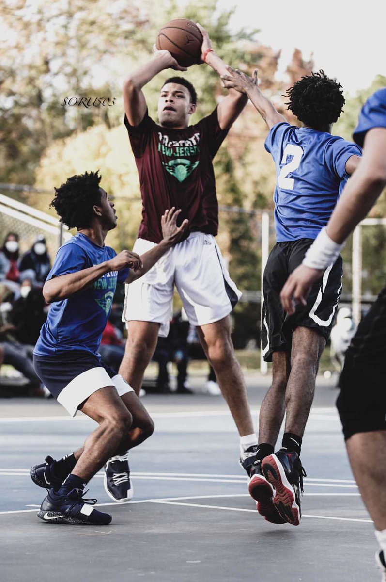 Jae_Niice's tweet photo. π€©π€© @iam_aarondavis at TriState Classic #StBenedictsPrep #NJBall #TriState https://t.co/ZTq6FZhfnl
