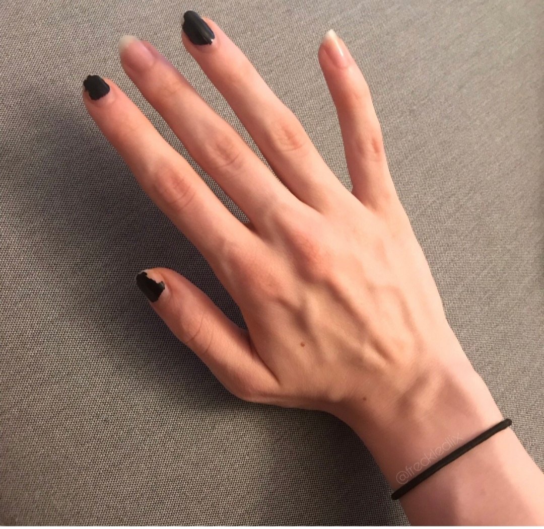 dailyspos's tweet photo. Hey guys! ⚠️ED TW⚠️ Recovery didnt last long, I'm back! Having trouble fasting got any tips? Anyways heres some thinspo to get myself back on track. And a quote! #eatingdisorder #anorexiatips #anorexia #thinspo #edtwt #proana #relapse #starve #bonespo #bones https://t.co/X9Gmg2Q0U9