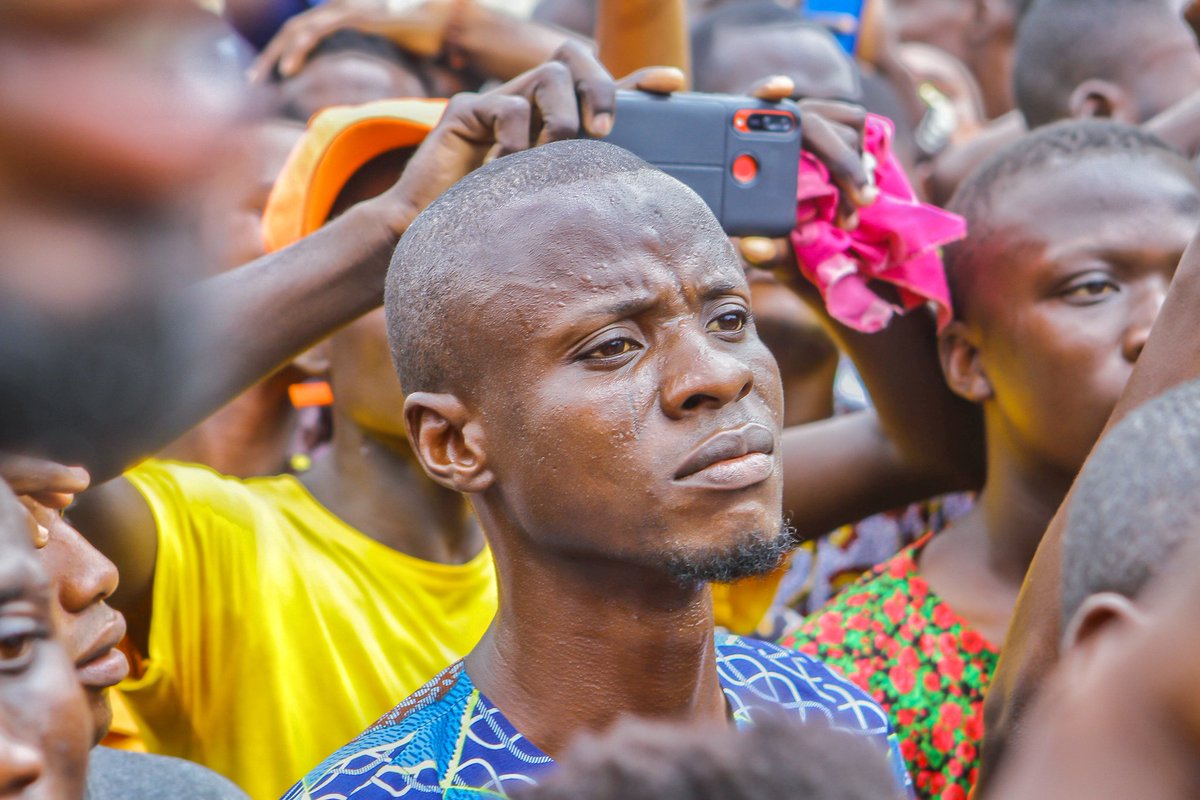 ogunyemidebo's tweet photo. GSM, today  visits #EndSars protest spots to show his continuous dedication to serve and protect the lives and properties of Oyo State citizens. 

In line with this, he promised that he would do everything possible to ensure that the protests are not hijacked and used to cause https://t.co/35Le0nQG6G