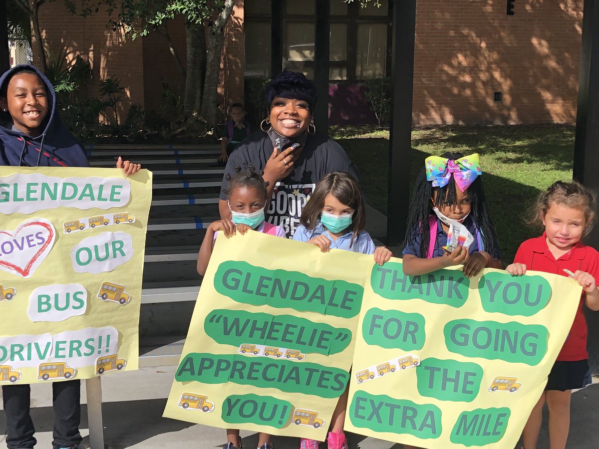 MIchelle BAnack tweet media