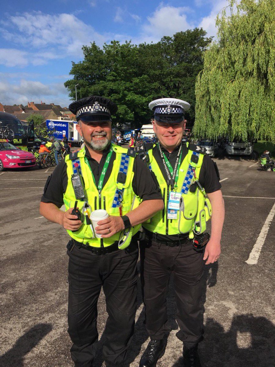 SimLes2's tweet image. ⁦@redspooky⁩ ⁦@bigmig0⁩ ⁦@FastHawesy⁩ look what popped up on my Home Screen today, happy days on the Women’s Tour ❤️