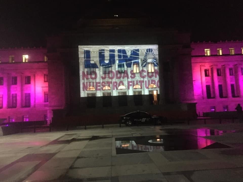 UTIER (@utier) on Twitter photo Como la señal de Batman contra el crimen, esta señal es contra el chanchullo del contrato de <a href="/lumaenergypr/">LUMA Puerto Rico</a> <a href="/AEEONLINE/">Autoridad de Energía Eléctrica</a> <a href="/utieroficial/">UTIER Oficial</a> <a href="/fortalezapr/">Puerto Rico Governor's Office</a> <a href="/SenadoPR/">Senado de Puerto Rico</a> <a href="/CamaraConPR/">Cámara de Representantes de Puerto Rico</a> <a href="/jaramilloutier/">Angel Figueroa Jaramillo</a> <a href="/EnergiaNEPR/">Negociado de Energía de Puerto Rico</a> <a href="/alianzaspr/">APP+P</a> Como la señal de Batman contra el crimen, esta señal es contra el chanchullo del contrato de <a href="/lumaenergypr/">LUMA Puerto Rico</a> <a href="/AEEONLINE/">Autoridad de Energía Eléctrica</a> <a href="/utieroficial/">UTIER Oficial</a> <a href="/fortalezapr/">Puerto Rico Governor's Office</a> <a href="/SenadoPR/">Senado de Puerto Rico</a> <a href="/CamaraConPR/">Cámara de Representantes de Puerto Rico</a> <a href="/jaramilloutier/">Angel Figueroa Jaramillo</a> <a href="/EnergiaNEPR/">Negociado de Energía de Puerto Rico</a> <a href="/alianzaspr/">APP+P</a>
