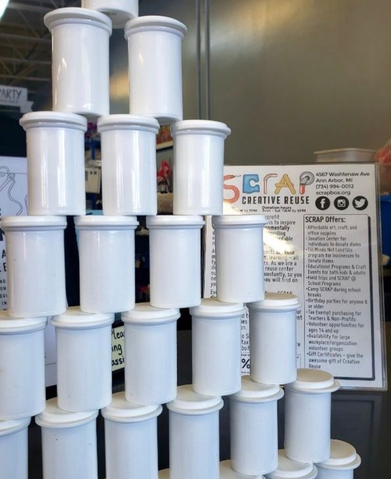 scrap_a2's tweet image. Small but mighty (just like the SCRAP Team!) flip top containers are #freshtothefloor this afternoon! 

We’re here this week 12pm-6pm through Saturday! 

#SCRAPA2 #CreativeReuse