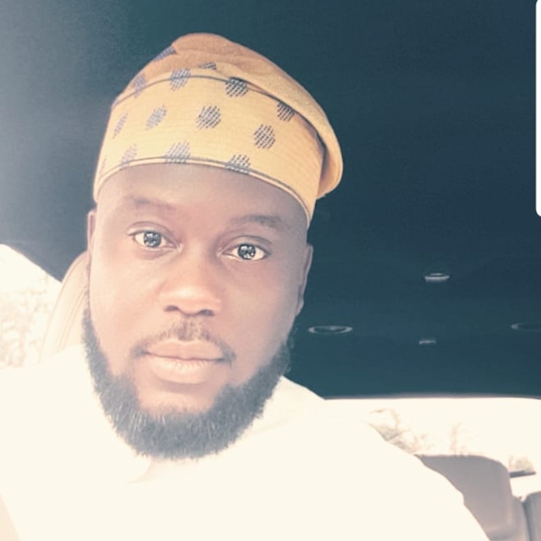 DrButty's tweet photo. #NewProfilePic https://t.co/XqZEAVyJWF