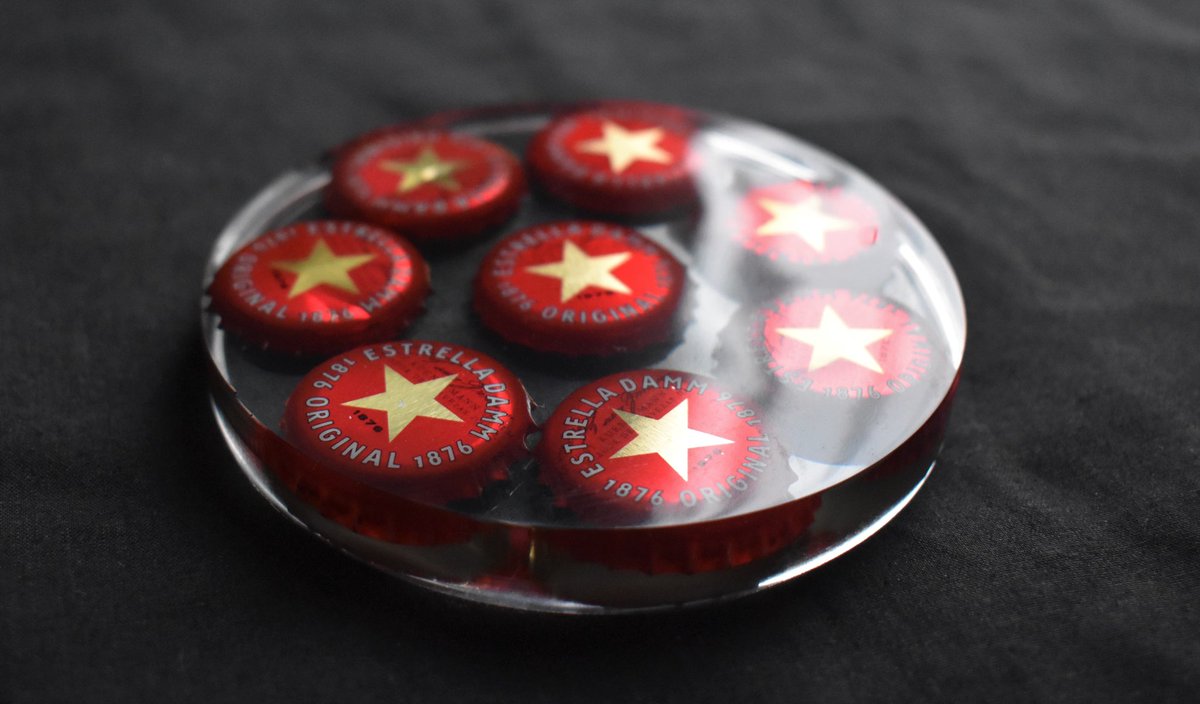 Top_Coaster's tweet photo. NEW PRODUCT: Estrella TopCoaster 

Only 2 available so order soon to make sure you get one only £6 including free UK delivery.

International shipping available 🌍

Etsy: https://t.co/dngxRPb7xt

Website: https://t.co/vsRjghqVJh

#estrella #beer #beerlover #spanishbeer #coasters https://t.co/wpDlZ7dzLA